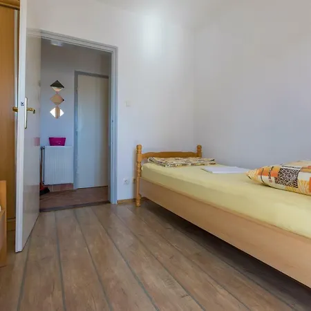 アパート Klement ツリクヴェニツァ